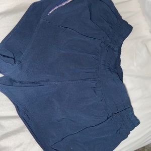 lululemon navy blue NWOT hotty hot shorts